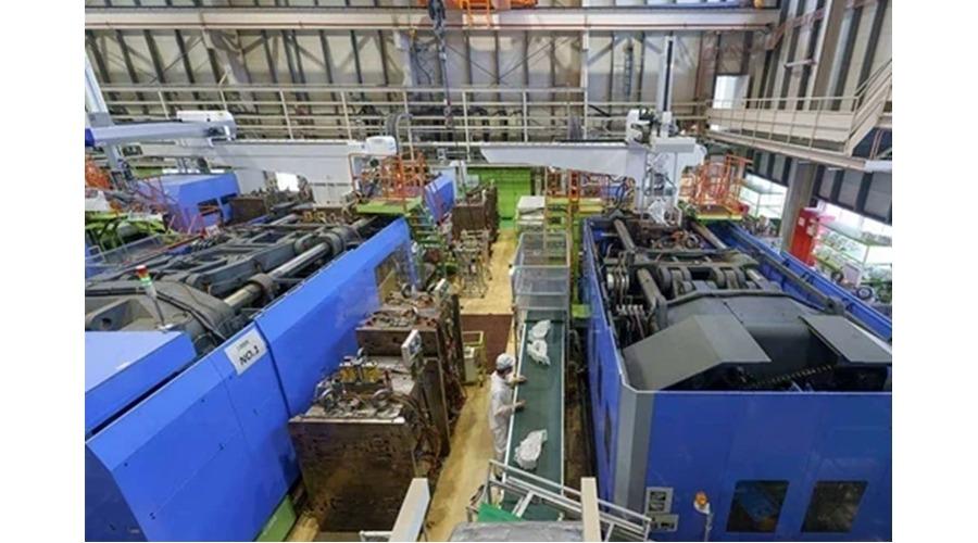山口工場内
