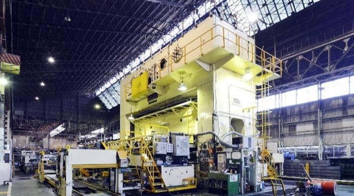 4000トンプレス機