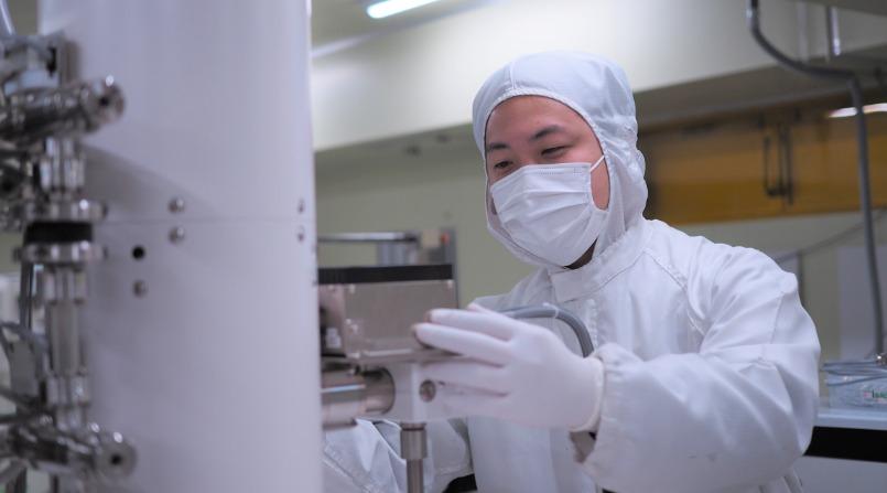 装置の組み立ての様子