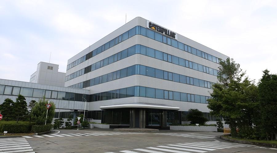 油圧ショベル開発…