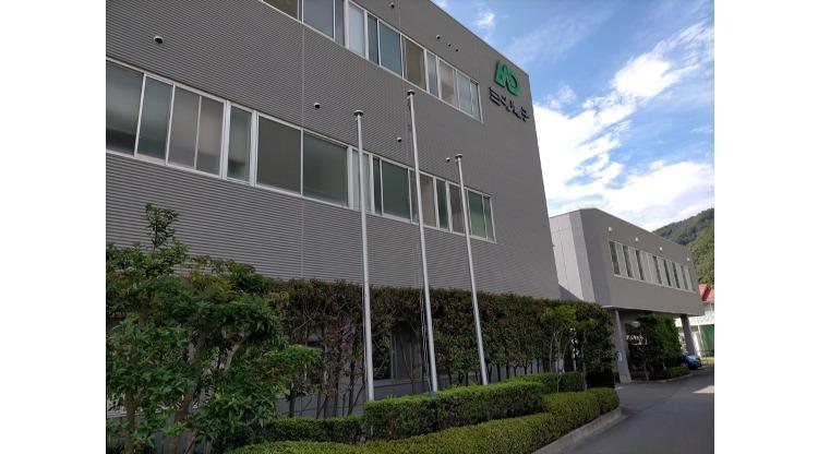 本社外観