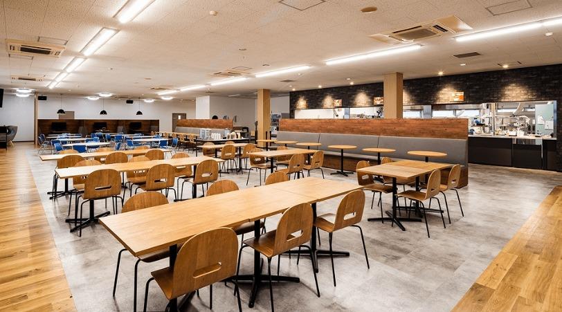 食堂内観