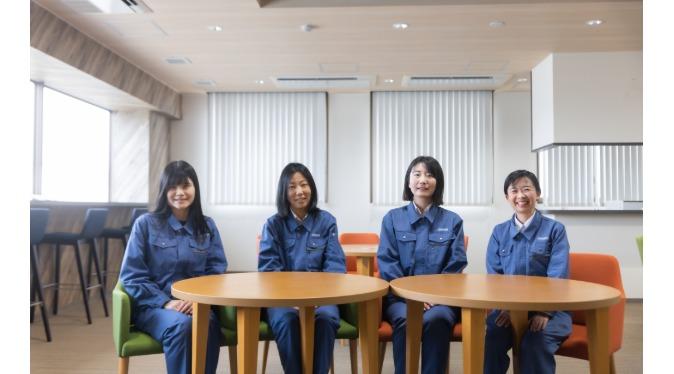 女性エンジニア